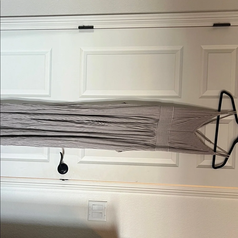 American Eagle Outfitters Black and White Striped Garment Bag